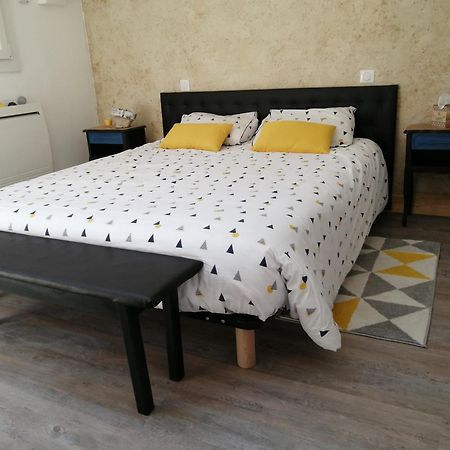 La Basse Monniere Bed and Breakfast Sevremont Kamer foto